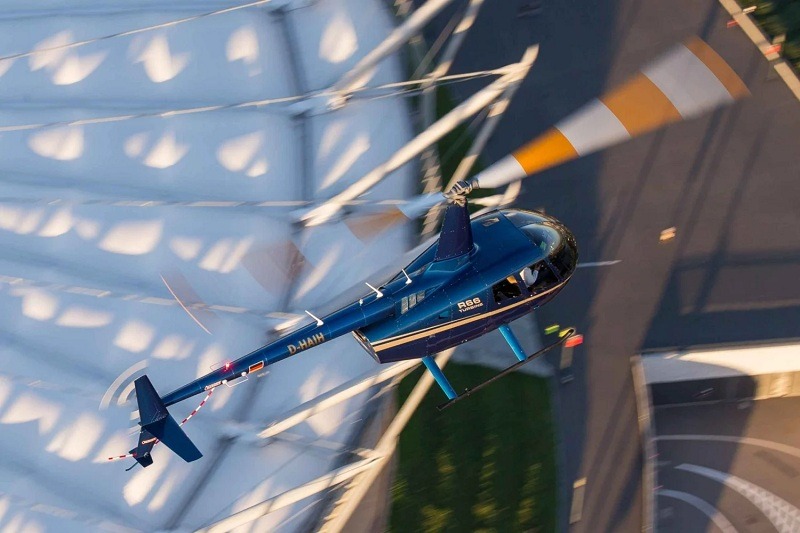 Полет над Варшавой на вертолете.